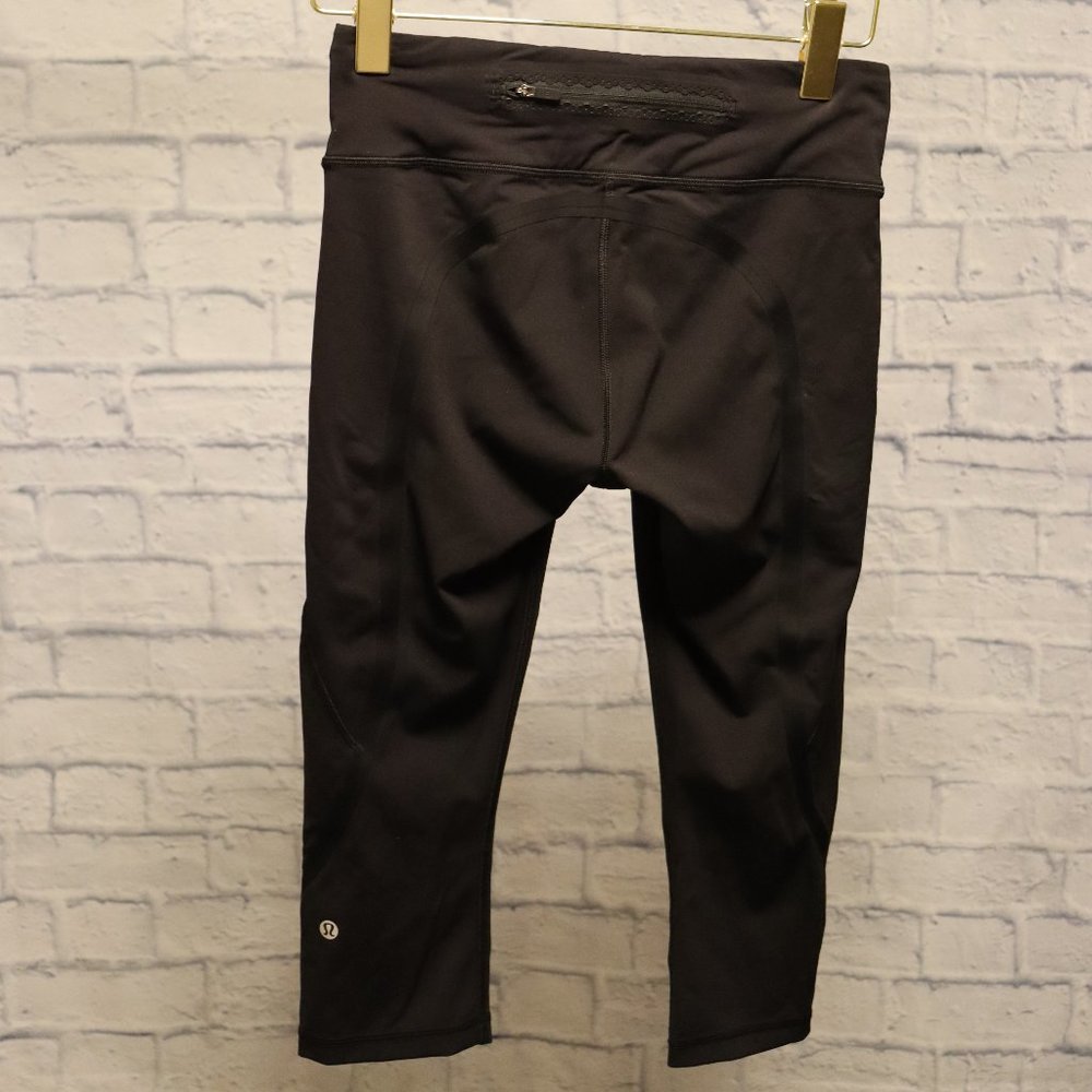 Lululemon Cropped Leggings Size 6